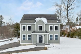 135 Smoke Street, Barrington, NH 03825