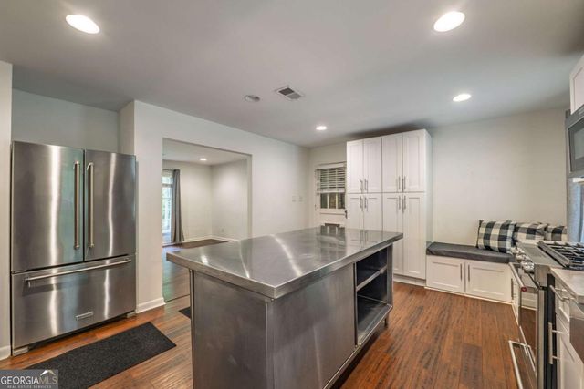 4240 Cascade Road SW, Atlanta, GA 30331