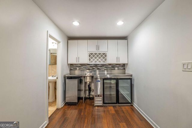4240 Cascade Road SW, Atlanta, GA 30331