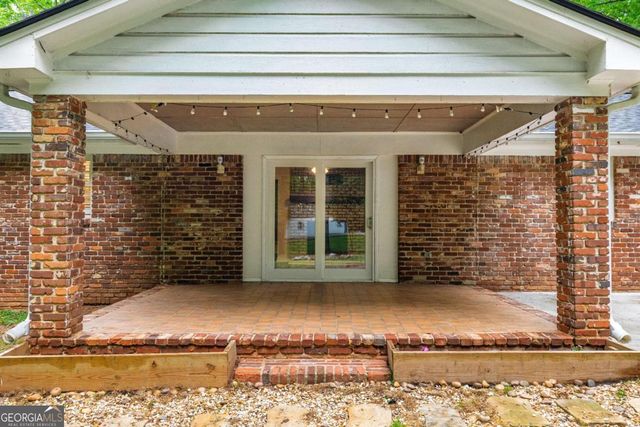 4240 Cascade Road SW, Atlanta, GA 30331