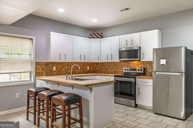 4240 Cascade Road SW, Atlanta, GA 30331