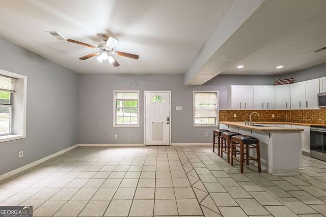 4240 Cascade Road SW, Atlanta, GA 30331