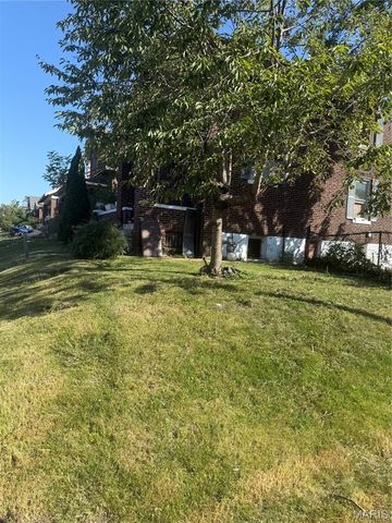 4628 Elmbank Avenue, St Louis, MO 63115