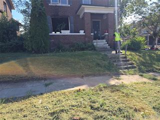 4628 Elmbank Avenue, St Louis, MO 63115