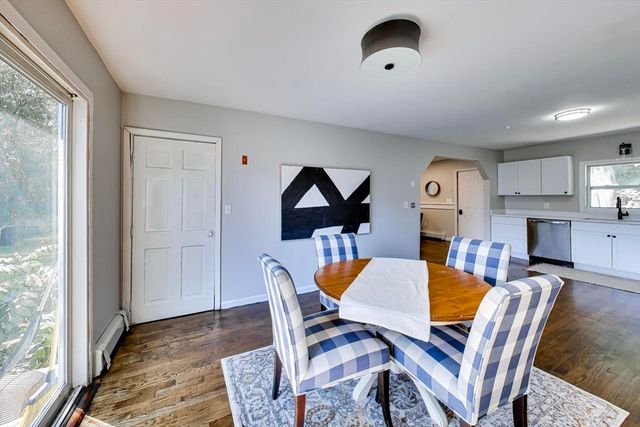 14 Hull St, Quincy, MA 02169