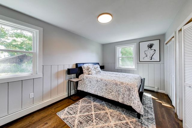 14 Hull St, Quincy, MA 02169