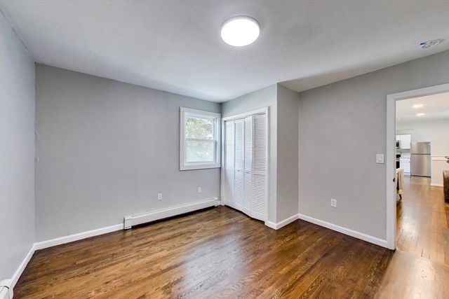 14 Hull St, Quincy, MA 02169
