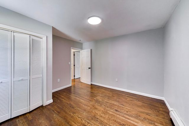 14 Hull St, Quincy, MA 02169
