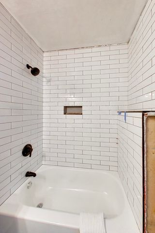 14 Hull St, Quincy, MA 02169