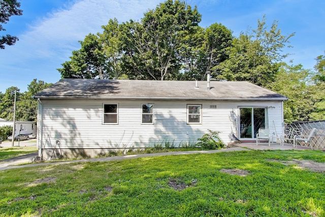 14 Hull St, Quincy, MA 02169