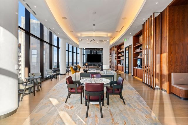 682 Atlantic Ave 39J, Boston, MA 02111