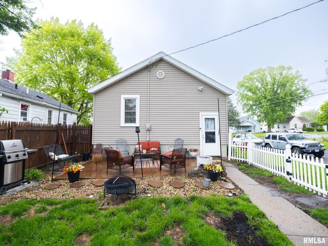 1430 FISHER Street, Pekin, IL 61554