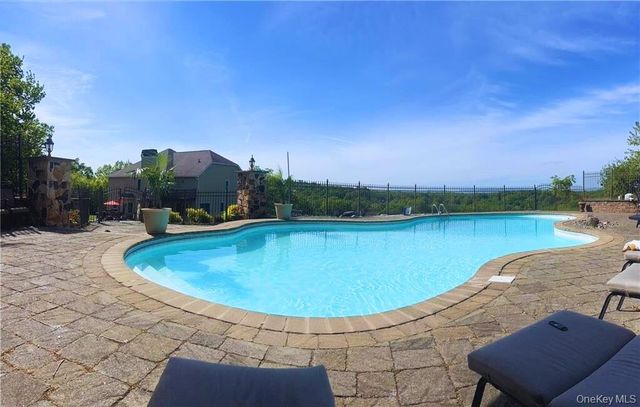 11 Dorian Way, Campbell Hall, NY 10916