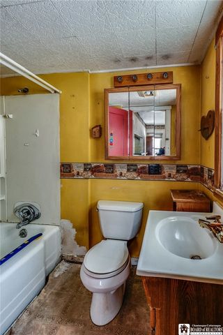 4626 South Gravel Road, Shelby, NY 14103