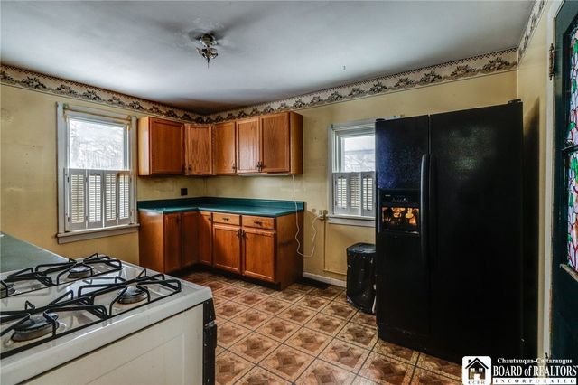 4626 South Gravel Road, Shelby, NY 14103