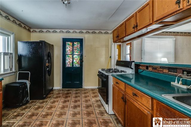 4626 South Gravel Road, Shelby, NY 14103