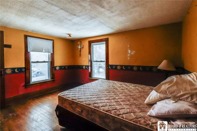 4626 South Gravel Road, Shelby, NY 14103