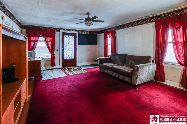 4626 South Gravel Road, Shelby, NY 14103