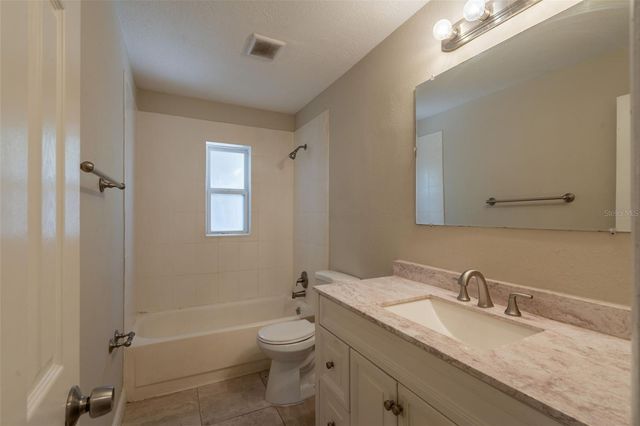 4827 ELESE STREET, Orlando, FL 32811