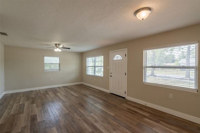 4827 ELESE STREET, Orlando, FL 32811