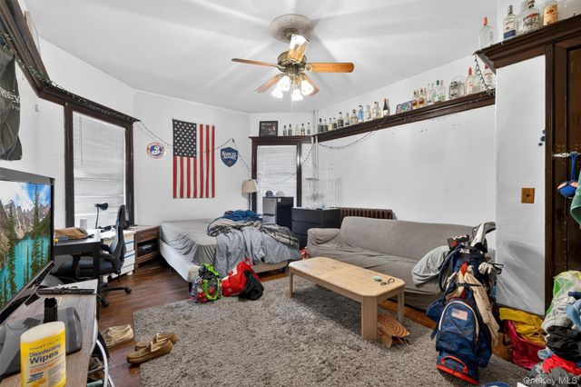 58 Leroy Place, Newburgh, NY 12550