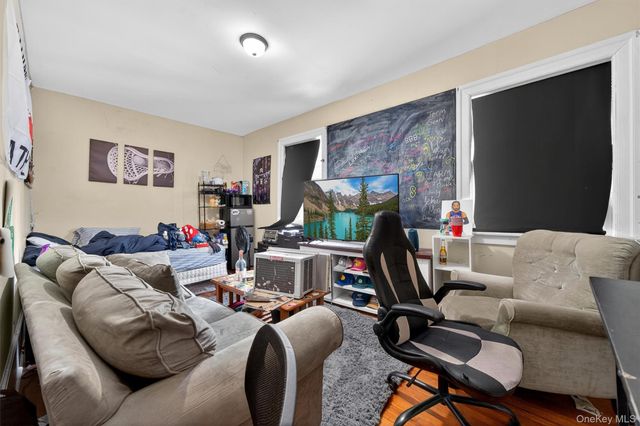 58 Leroy Place, Newburgh, NY 12550