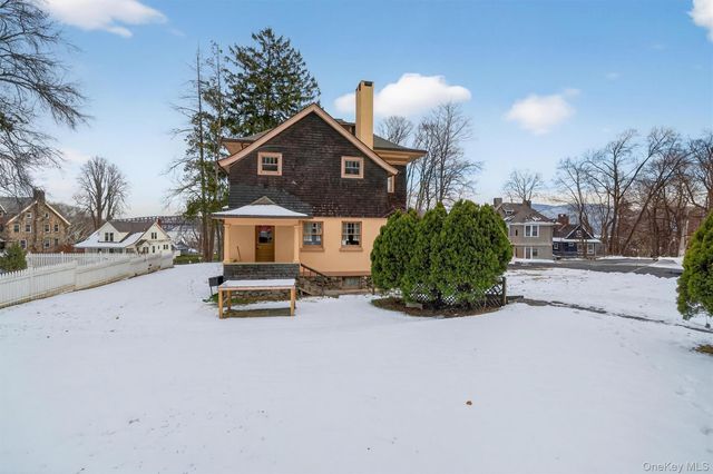 58 Leroy Place, Newburgh, NY 12550