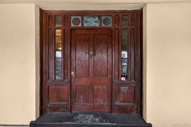 58 Leroy Place, Newburgh, NY 12550