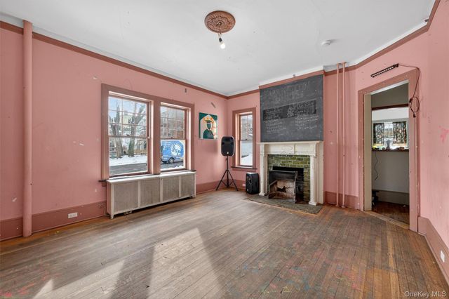 58 Leroy Place, Newburgh, NY 12550