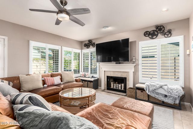 1706 E BROOKWOOD Court, Phoenix, AZ 85048