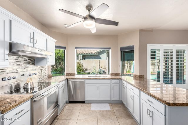 1706 E BROOKWOOD Court, Phoenix, AZ 85048