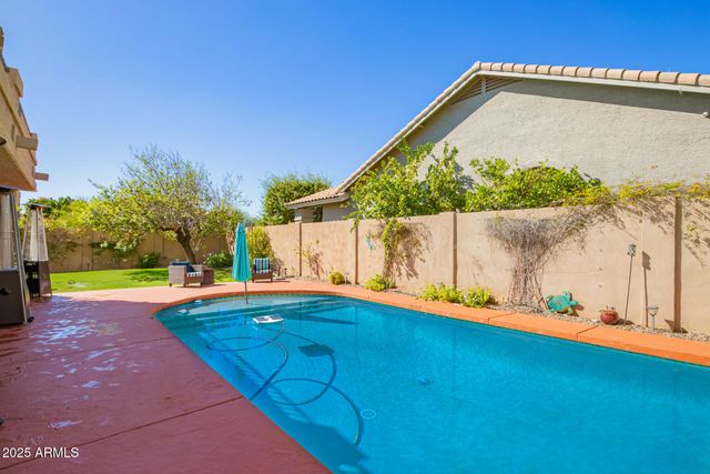 1706 E BROOKWOOD Court, Phoenix, AZ 85048