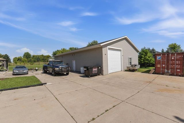 2460 Mink Ranch ROAD, Port Washington, WI 53074