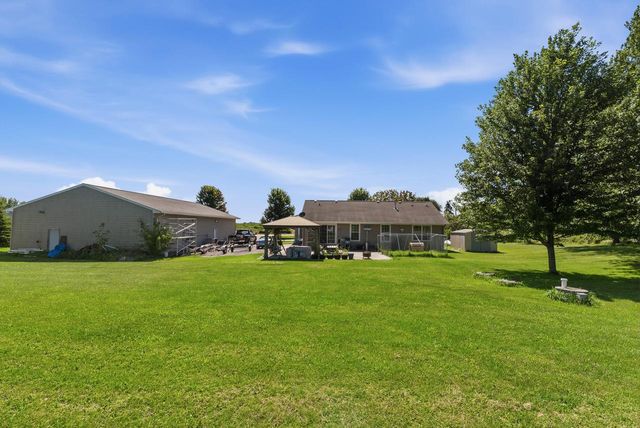 2460 Mink Ranch ROAD, Port Washington, WI 53074