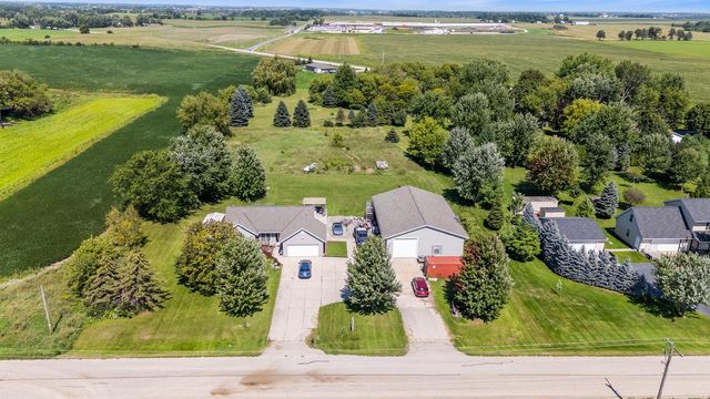 2460 Mink Ranch ROAD, Port Washington, WI 53074