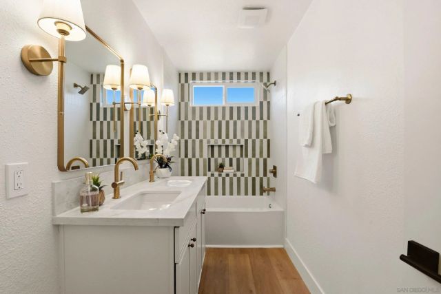 646 Barsby St, Vista, CA 92084