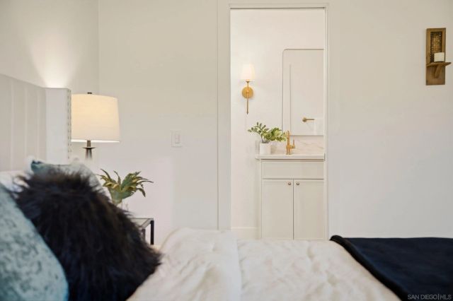 646 Barsby St, Vista, CA 92084