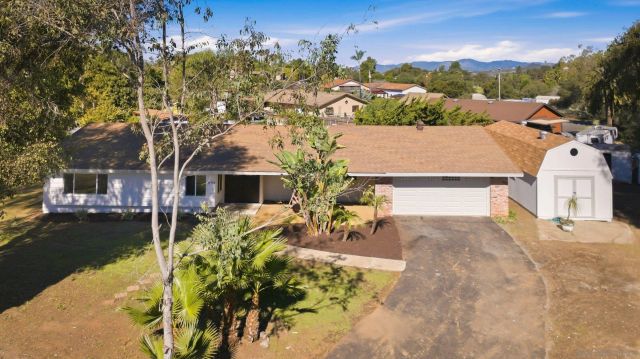 646 Barsby St, Vista, CA 92084