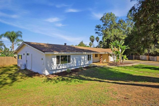 646 Barsby St, Vista, CA 92084