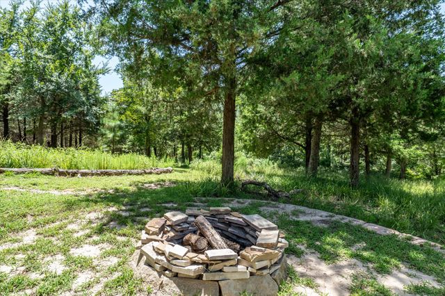9006 Fallow Run, Larue, TX 75770