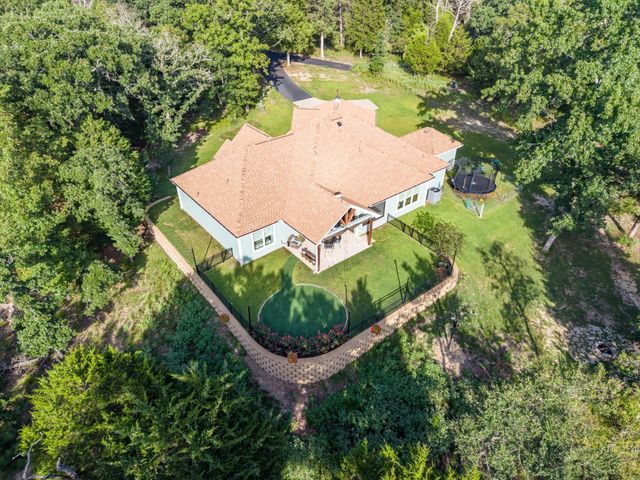 9006 Fallow Run, Larue, TX 75770