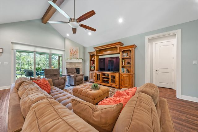 9006 Fallow Run, Larue, TX 75770