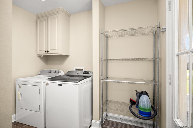 11319 Peggy St, St Amant, LA 70774