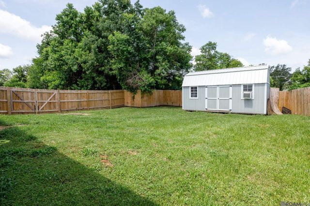 11319 Peggy St, St Amant, LA 70774