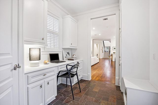 3925 Arnold Street, West University Place, TX 77005
