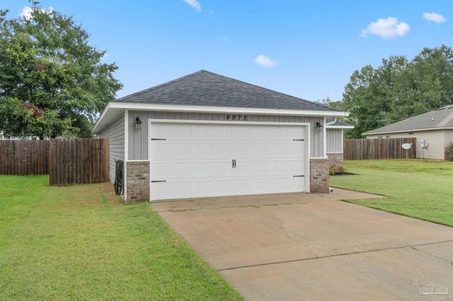 4972 Wabash Pine Ct, Pace, FL 32571