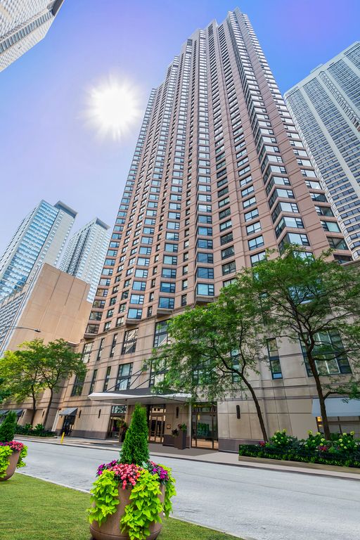 401 E Ontario Street 806, Chicago, IL 60611 — exterior