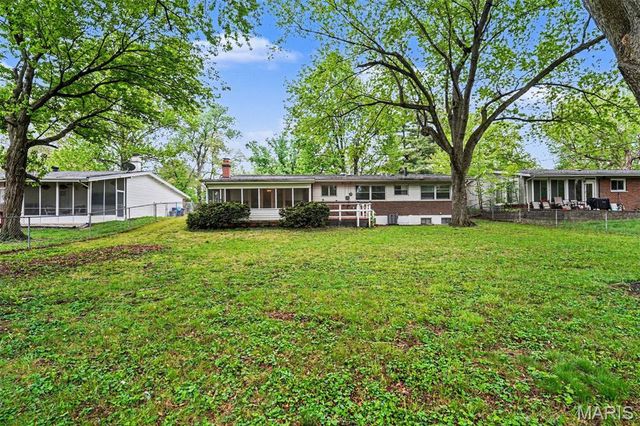 2675 Narraganset Drive, Florissant, MO 63033