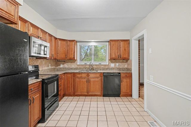 2675 Narraganset Drive, Florissant, MO 63033