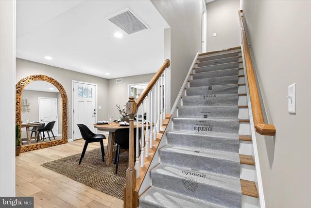 121 HILLARD FIELD, Lancaster, PA 17603